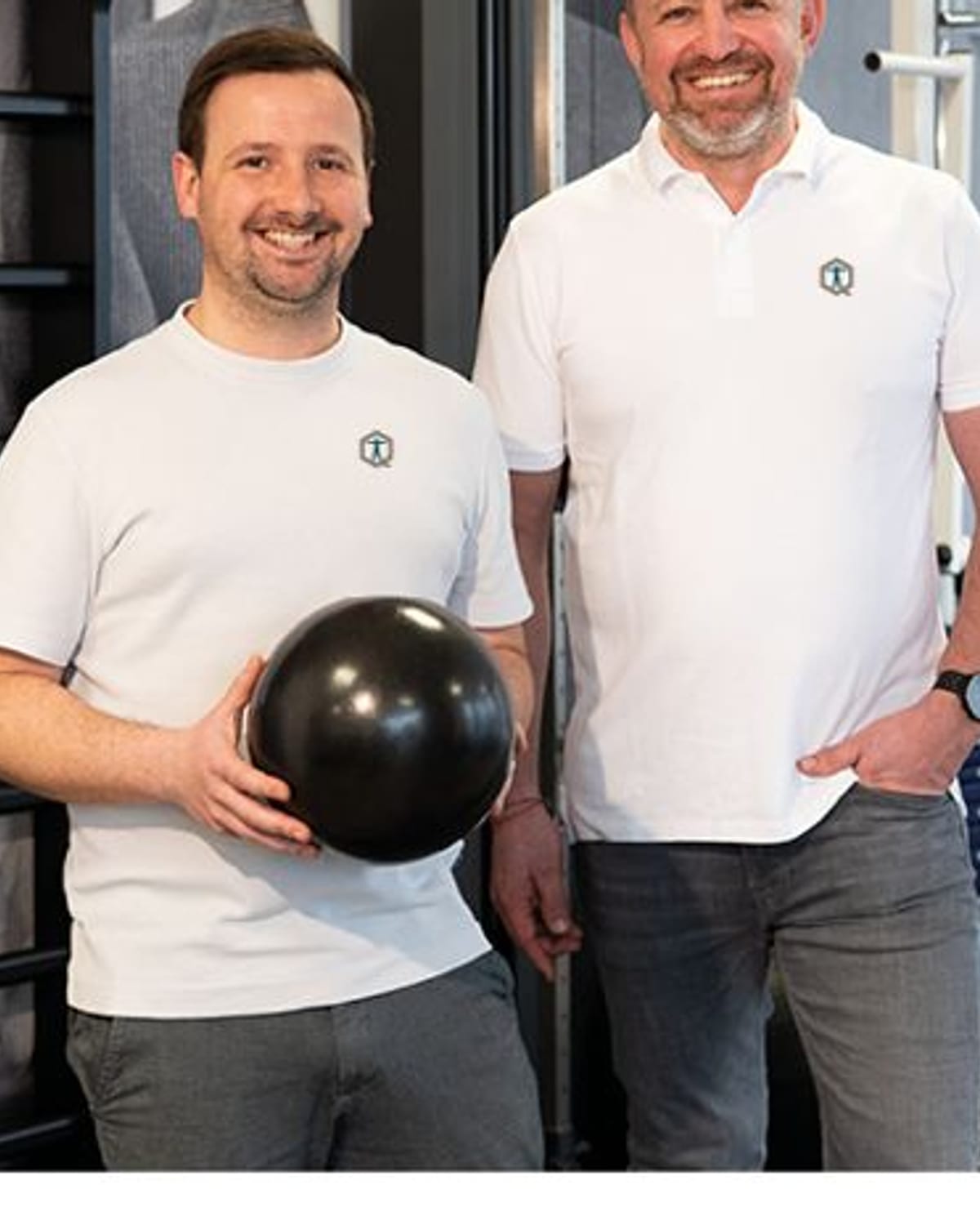 Josef Iglseder und Harald Sickinger in ihrer Physiotherapie-Praxis in Schlüßlberg